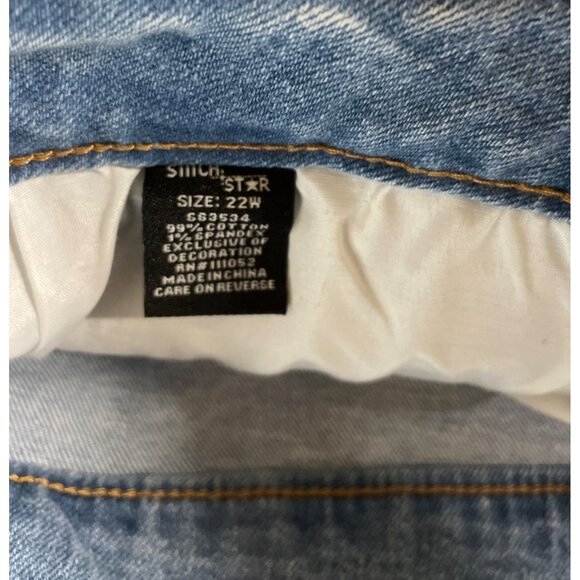 Stitch Star Floral Embroidered Fray Bottom Denim Shorts Womens Size 22W - Picture 9 of 10